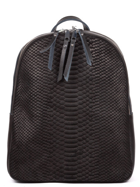 中等大小的皮革女人的黑色背包孤立在白色的背景上图片下载