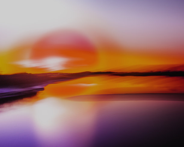 红日从南塔开特岛紫色和粉红色的海面升起。运动模糊背景图像，为文本和设计留出空间。图片下载