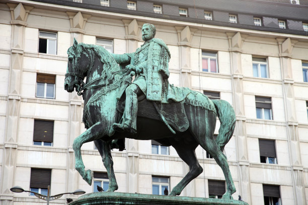 著名的米哈伊洛纪念碑图片下载