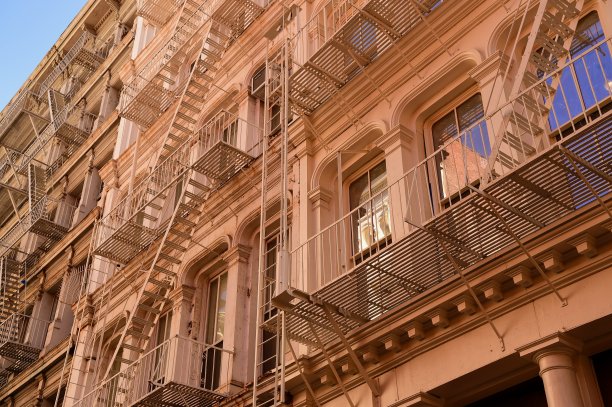 老铁逃生梯图片下载