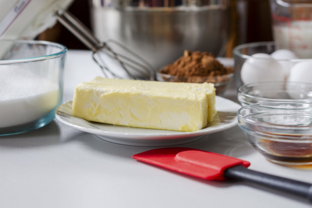 烘烤前准备好的配料。图片下载