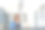 年轻的大学生使用电脑和移动设备在线学习。图片下载