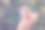 春天百花齐放的美丽少女图片下载