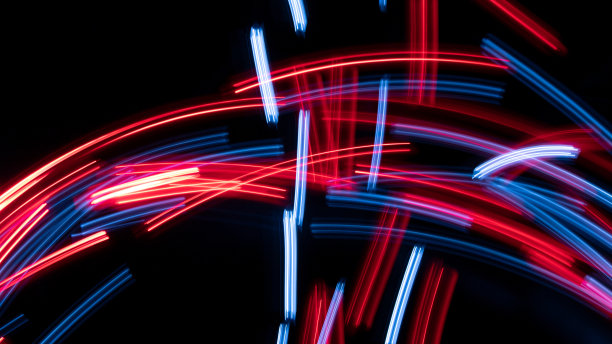 一堆彩色的光迹图片下载