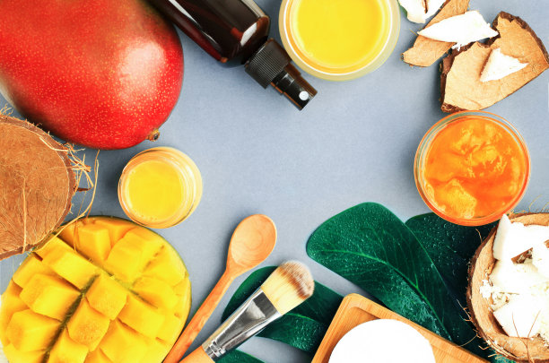 芒果美容产品天然自制护肤品与新鲜水果提取物美容治疗配方。图片下载