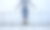 健身女子在城墙上跳绳图片下载