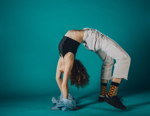 现代舞演员图片下载