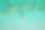 前,鸟瞰图。年轻漂亮的女子穿着白色比基尼在海水的沙滩上游泳。无人驾驶飞机,直升飞机的照片。暑假。从以上观点。图片下载