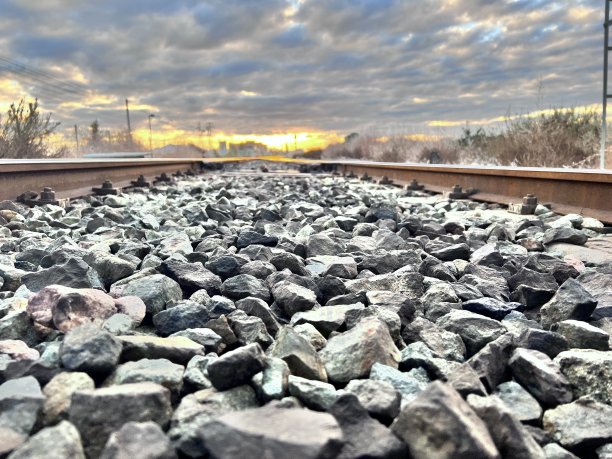铁路的石头图片下载