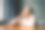 年轻无聊的千禧一代女人独自在家看着窗户。疲惫或情感枯竭的概念图片下载