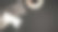 简单的办公空间与笔记本电脑，笔记本，咖啡杯和拷贝空间。图片下载