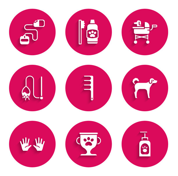 为狗和猫的宠物奖励洗发水设置毛刷图片下载