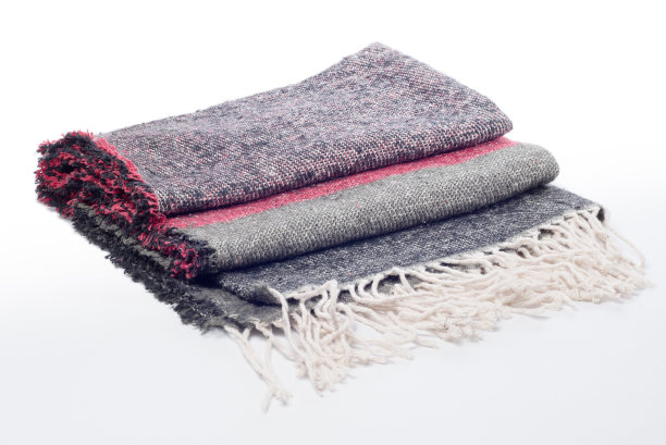 冬季针织羊毛服装围巾孤立在白色背景图片下载