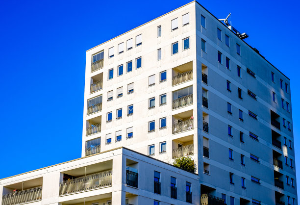 现代混凝土plattenbau立面图片下载