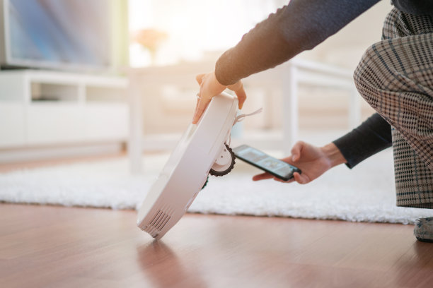 吸尘器机器人出了问题。图片下载