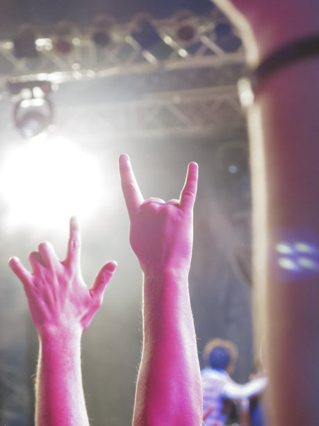 音乐的人群图片下载