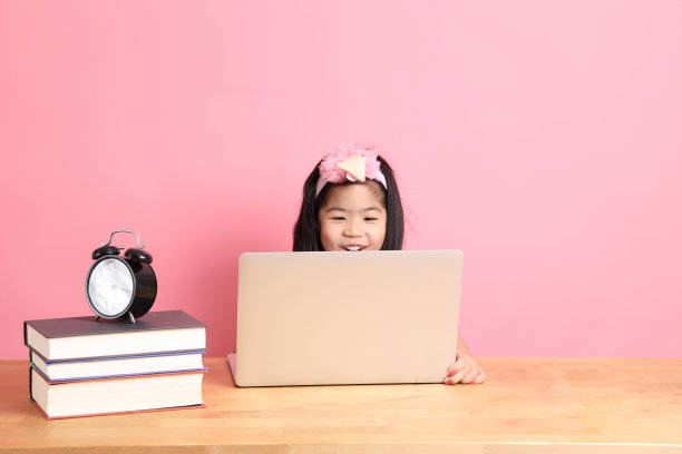 在家里学习图片下载