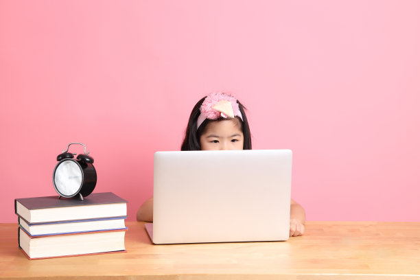 在家里学习图片下载