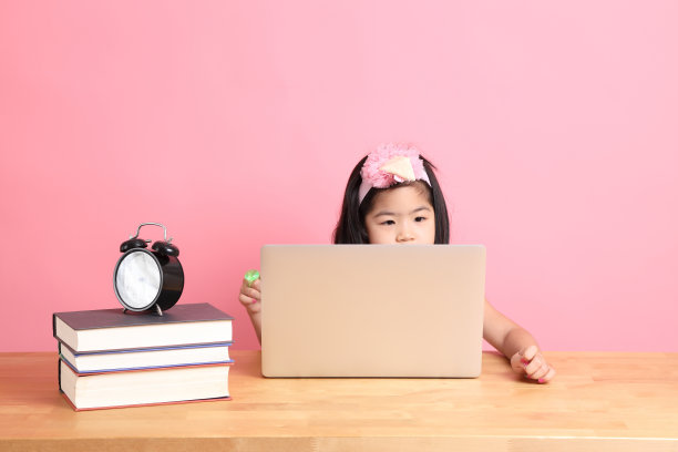 在家里学习图片下载