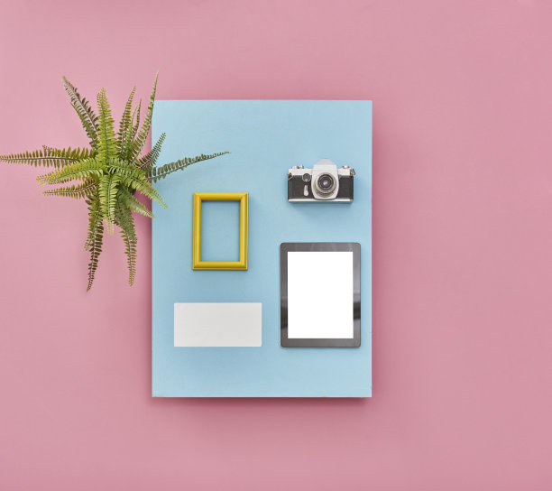 阅览室书架旧砖墙温馨的室内装饰图片下载