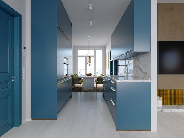 明亮的蓝色厨房家具靠白墙，旁边是客厅和餐厅。图片下载