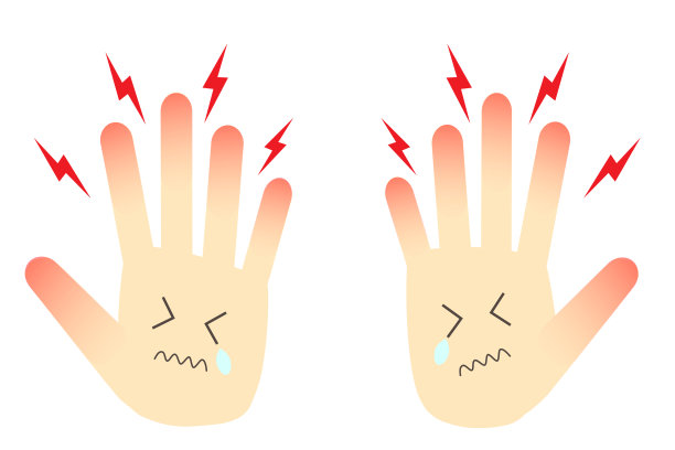 皲裂、发红和肿胀的手。粗糙手的概念图片下载
