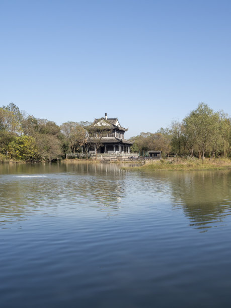 中国杭州西溪湿地古镇上的历史建筑图片下载