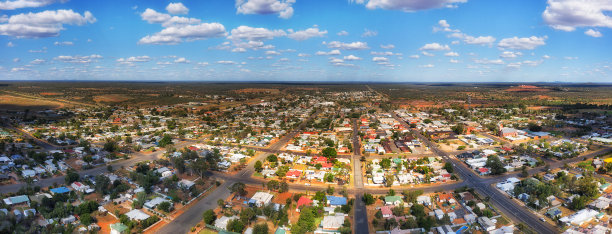 柯巴市区短平底锅图片下载