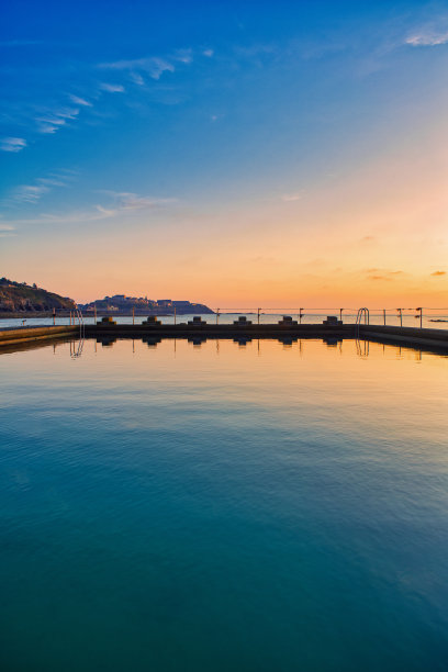 咸水泳池/海滨/海滩/大自然美景/诺曼底/度假图片下载