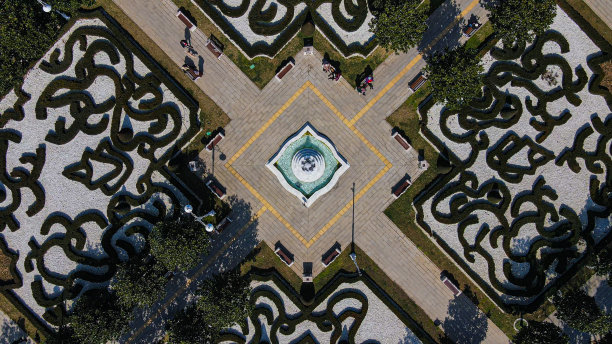 空中园林、迷宫园林、城市中央公园、广场和观赏性水池、公园和园林图片下载