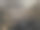 一个带有橙色灯光的笔记本键盘。图片下载