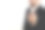 留着胡子的时髦男人喷着古龙水图片下载