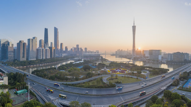 航拍中国广东广州的城市风景图片下载
