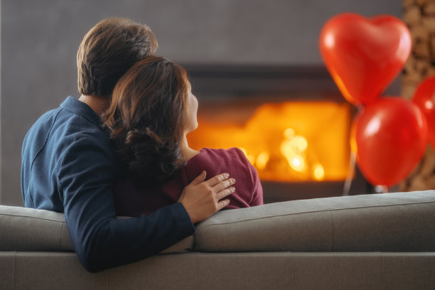 情人节的情侣图片下载