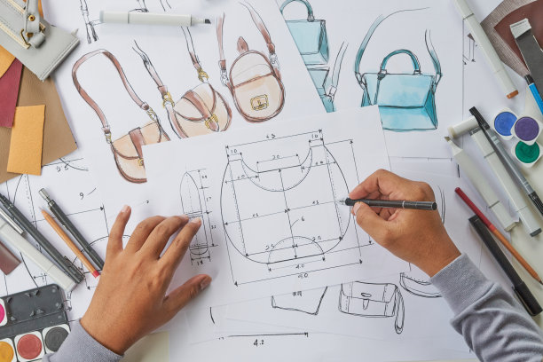 设计师时尚草图绘制设计模板图案皮革离合器包手袋手袋女人女性时尚时尚奢侈优雅配件。图片下载