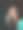 小白种人女孩晚上在黑暗的床上看着平板电脑，生活方式色调摄影在家里图片下载