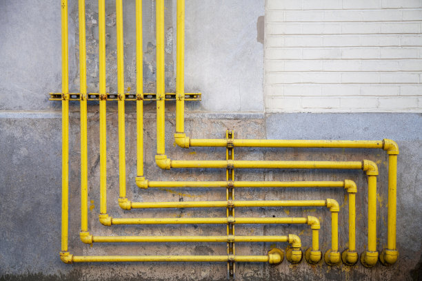 陈旧生锈的煤气管道图片下载