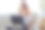 男孩与妈妈使用笔记本电脑和在线学习视频电话老师在家里。在家教育,远程教育图片下载