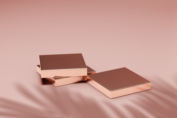 简约抽象粉色粉彩背景与棕榈叶阴影和玫瑰金金属平台化妆品在豪华工作室场景。图片下载