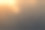 夕阳落在窗户上的水珠，纹理凝结。图片下载
