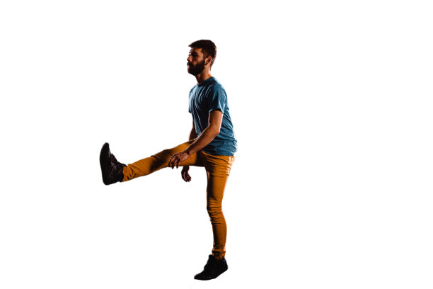 人做霹雳舞图片下载