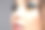人类女性脸部特写微距镜头与黄色眼线和蓝色眼影。图片下载