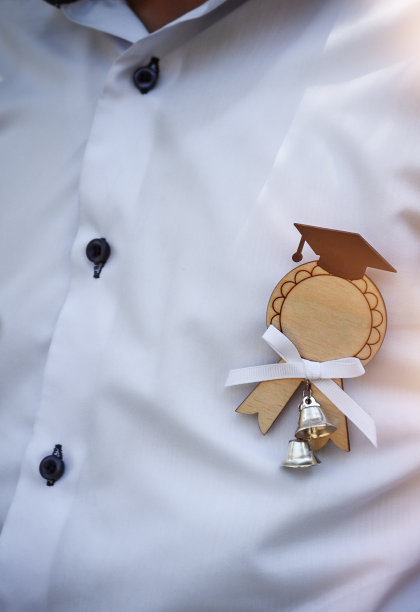 最后一个钟。贝尔图片下载