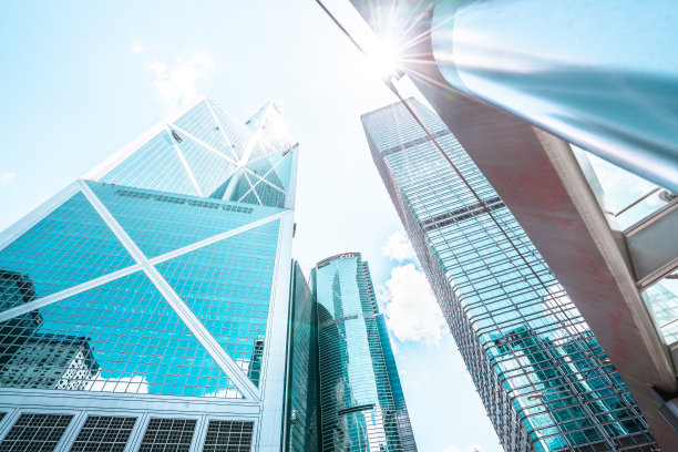 现代摩天大楼在香港拔地而起图片下载