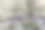 近距离低角度视角的公寓建筑与垂直花园，背景与复制空间图片下载
