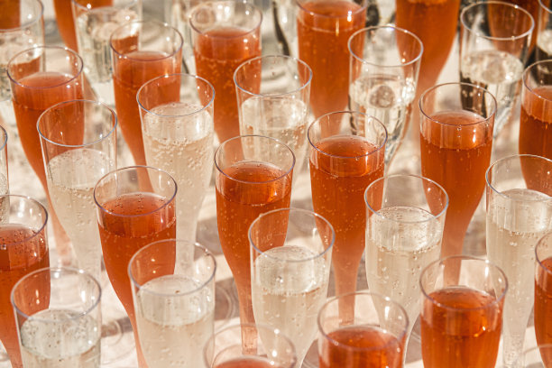 香槟杯图片下载