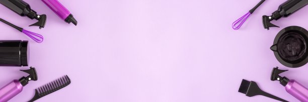 头发护理，造型和染色产品与染发剂工具框架与大复制空间。俯视图，平躺图片下载