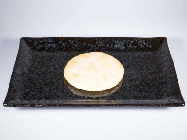 沙拉米饭饼干，特写照片图片下载