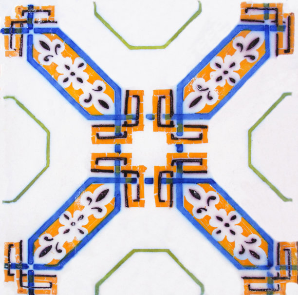 老房子立面传统瓷砖的细节。装饰瓷砖。瓦伦西亚传统瓷砖。花卉装饰。图片下载