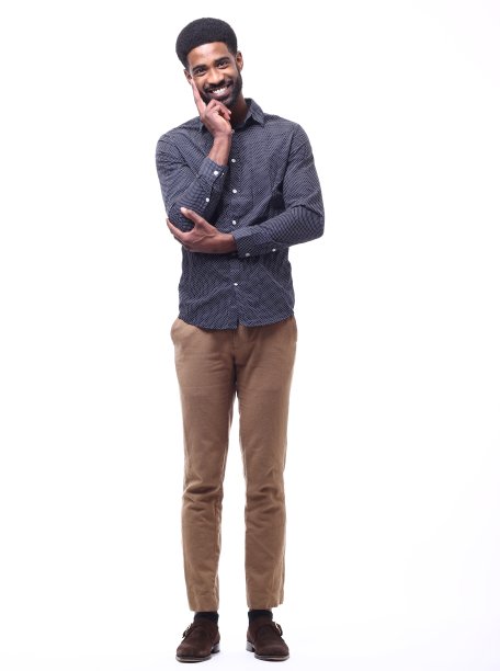 美丽丰满的身体快乐的黑色时尚男人图片下载